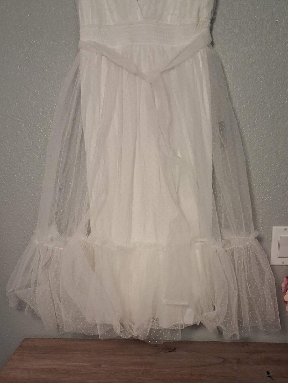 White Tulle V-Neck Midi Dress - Picture 3 of 8